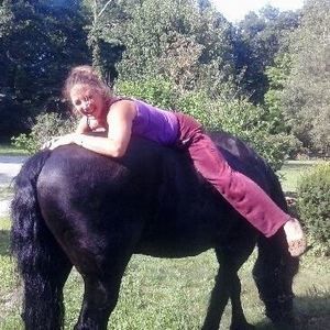 Meet your Posher, Nikki